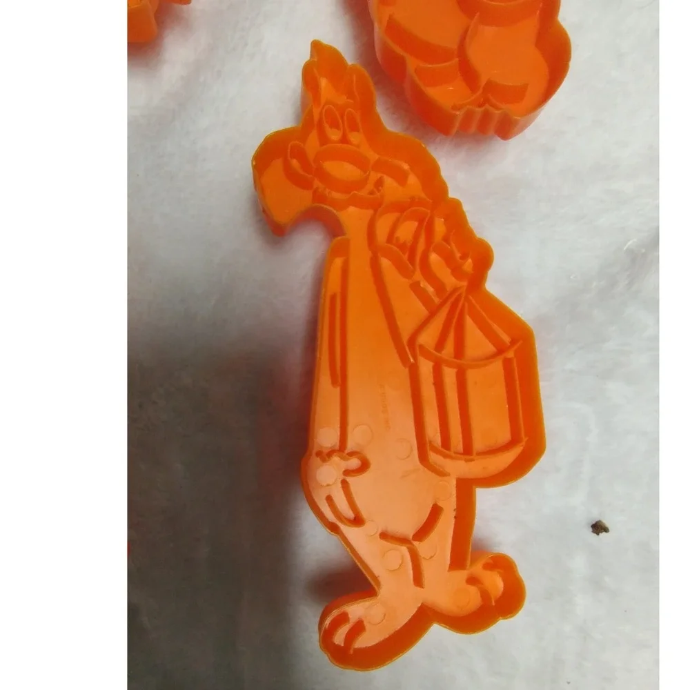 Vintage 1979 Warne Bros Cookie Cutters Set YosemiteSam PorkyPig Tweety Sylvester